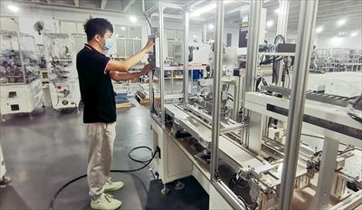 常熟市研拓自動化科技 以非標自動化設備等的研發(fā) 生產(chǎn) 銷售于一體的高新技術企業(yè)